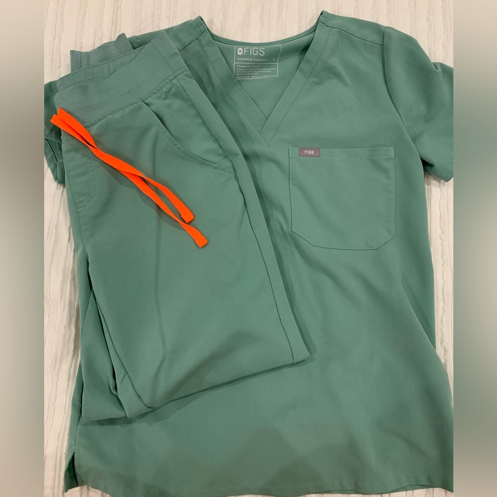 Figs Scrubs